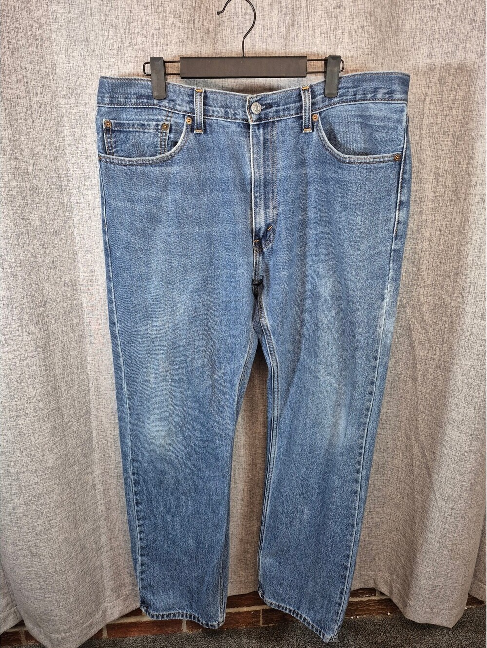 Levi’s 505 Men’s 38x32 Medium Wash Regular Fit Straight Leg Jeans